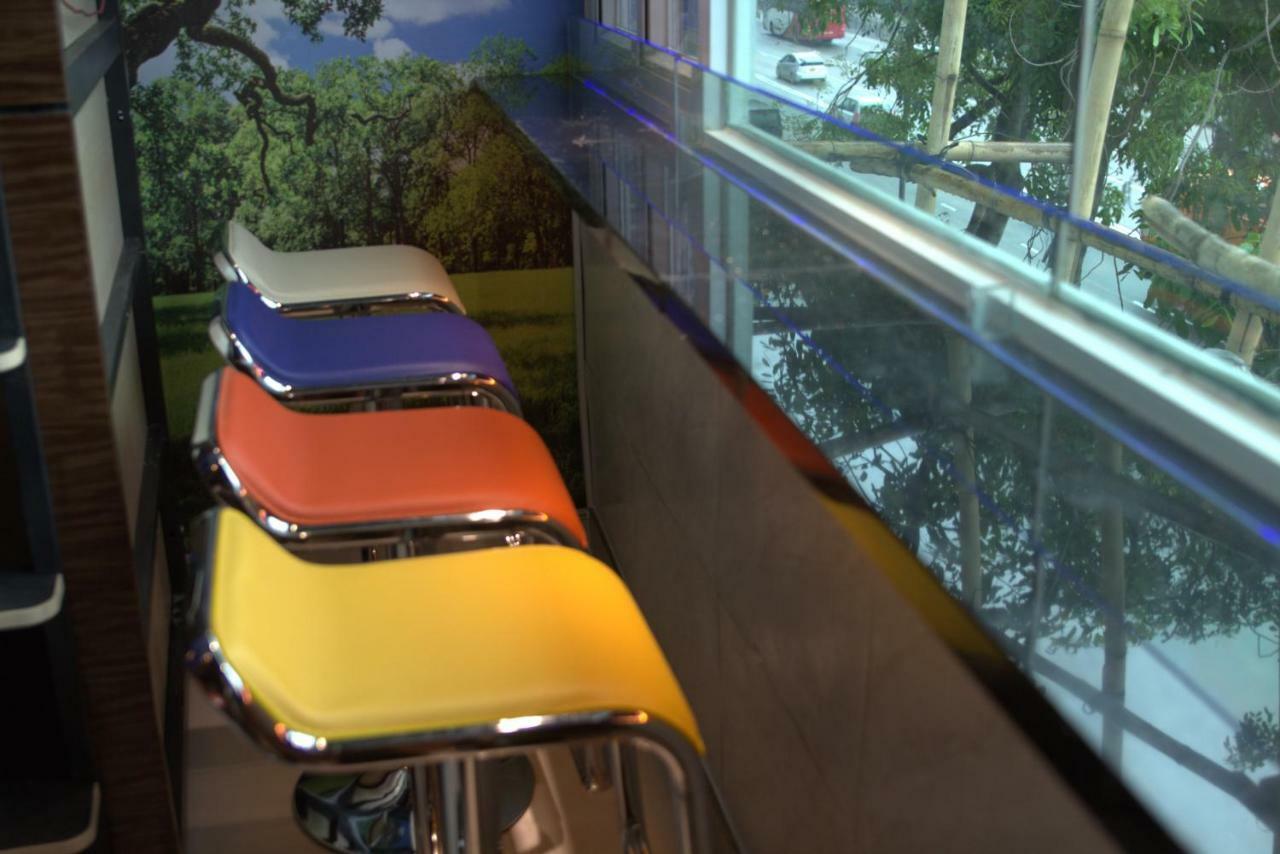 Snooze Capsule hotel